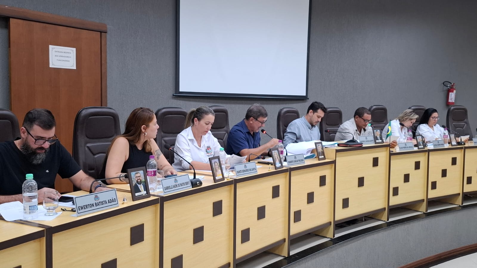 6ª Reunião Ordinária com pauta voltada a servidores, saúde e infraestrutura