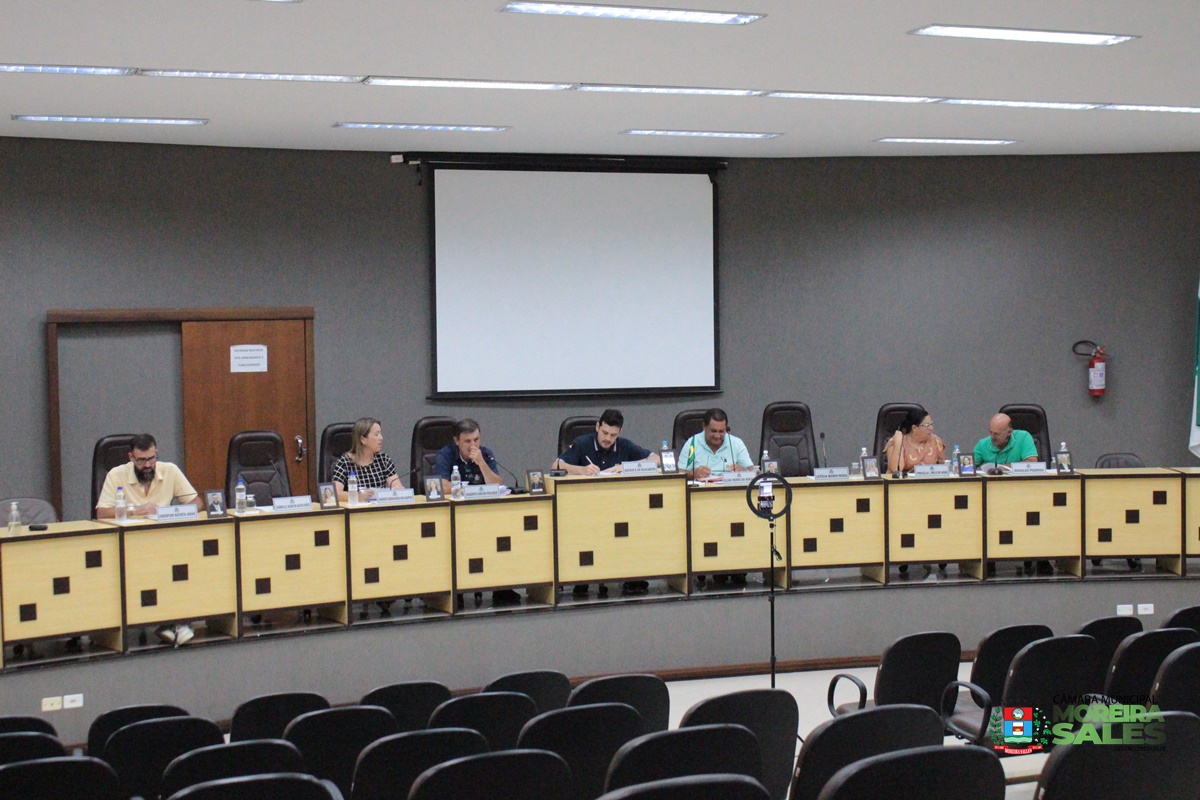 6ª sessão ordinária do ano teve a pauta cheia