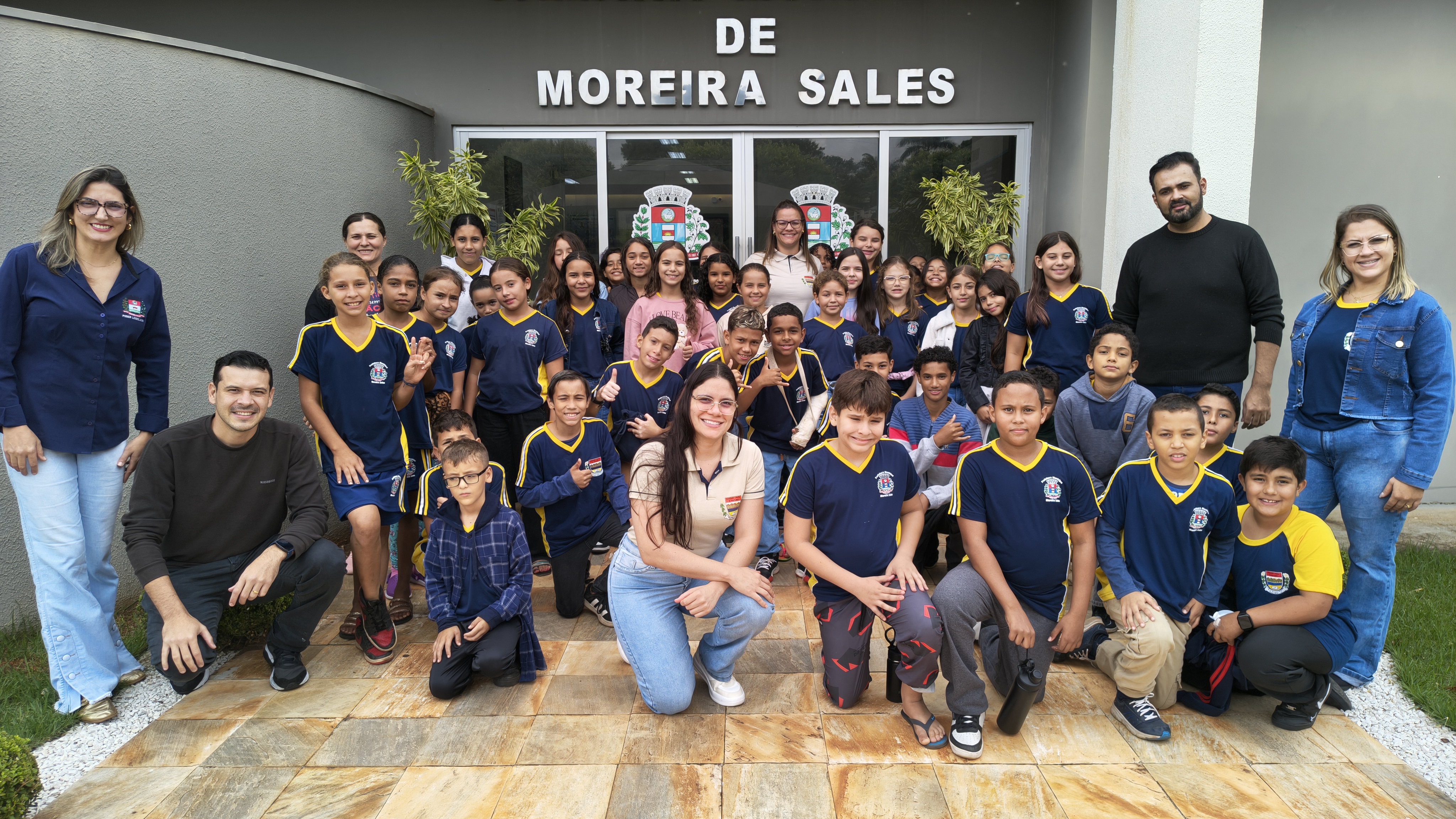 Alunos de Paraná do Oeste e Vila Gianello participam do “Voz do Futuro” na Câmara