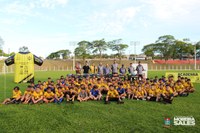 Entrega de novos materiais esportivos reforça o projeto “Talentos de Jesus” em Moreira Sales