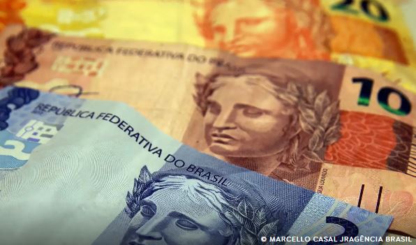 Envio de declaração do IR começa na próxima semana; veja regras